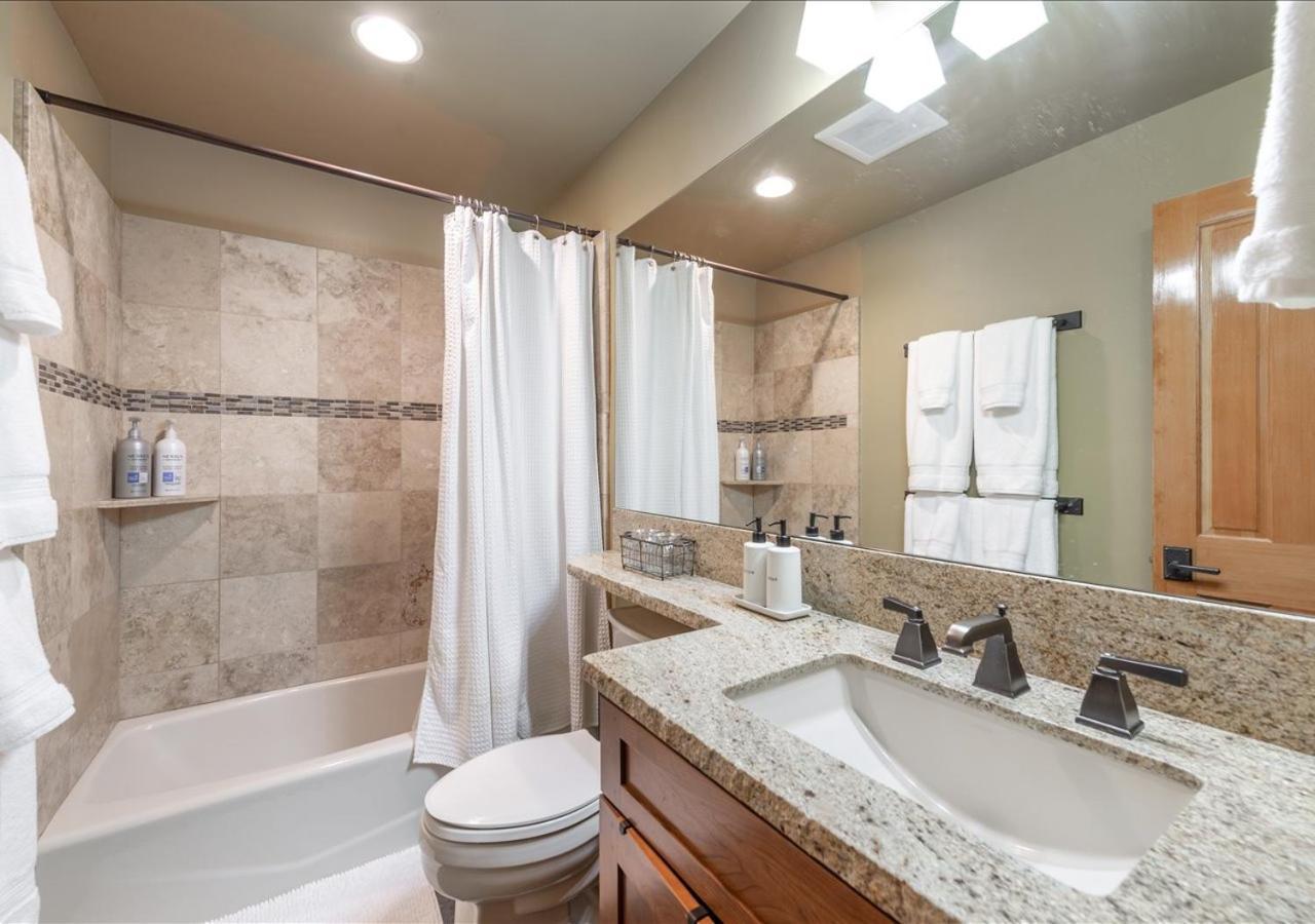 Cozy Northstar Village Condo Walk To Lifts 2 Full Ba Excellent Location Тракі Екстер'єр фото